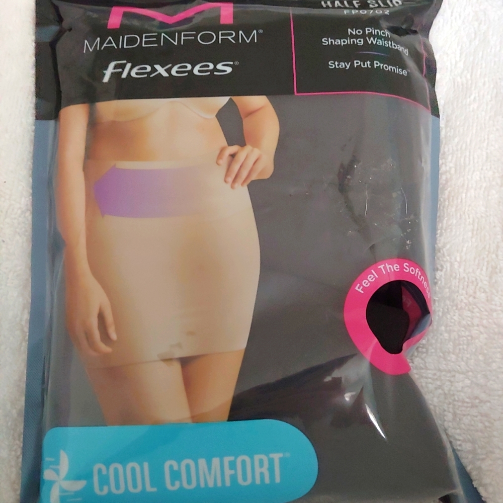 Maidenform Flexees Shape Wear Black Half Slip Size 3X